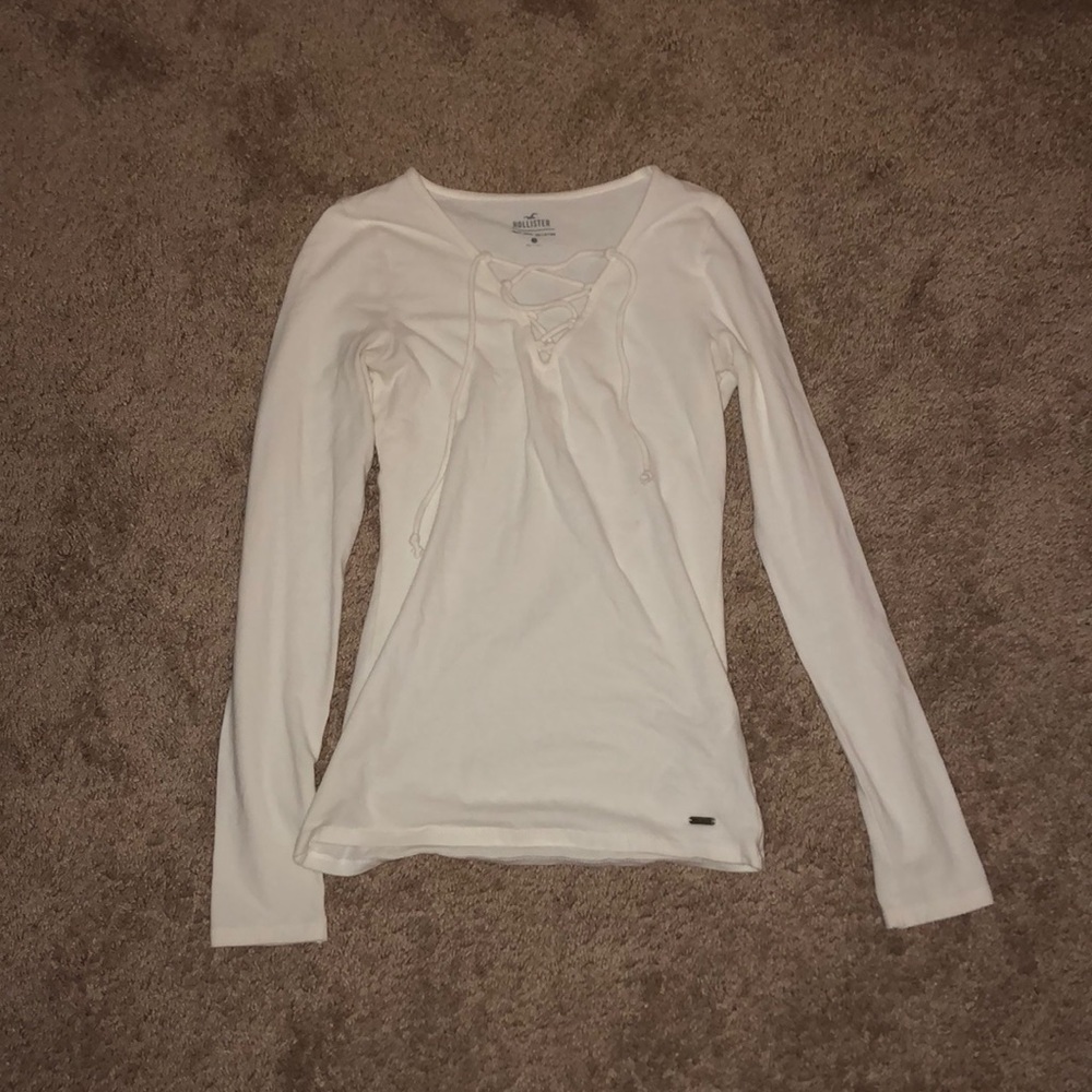 fitted lace up long sleeved top